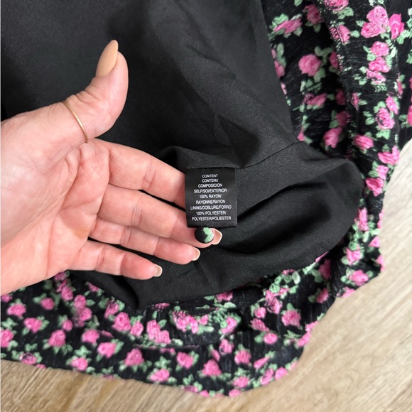 WAYF • Cambridge Backless Smocked Waist Floral Maxi Dress - Picture 5 of 14